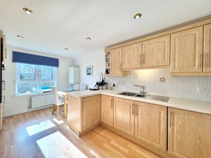 Photo 17- click for photo gallery